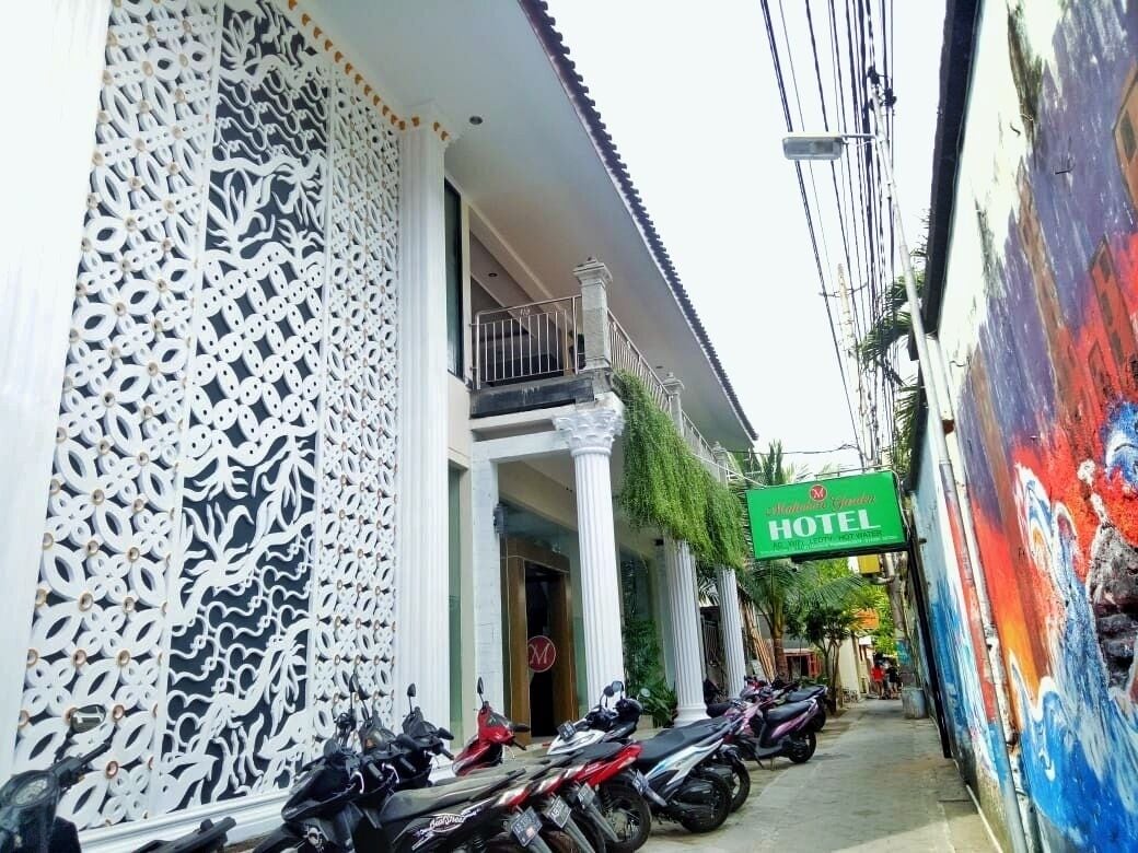 Mặt tiền nơi lưu trú