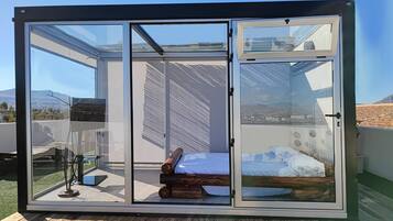 Suite | Caixa forta a l'habitació, escriptori i habitacions insonoritzades