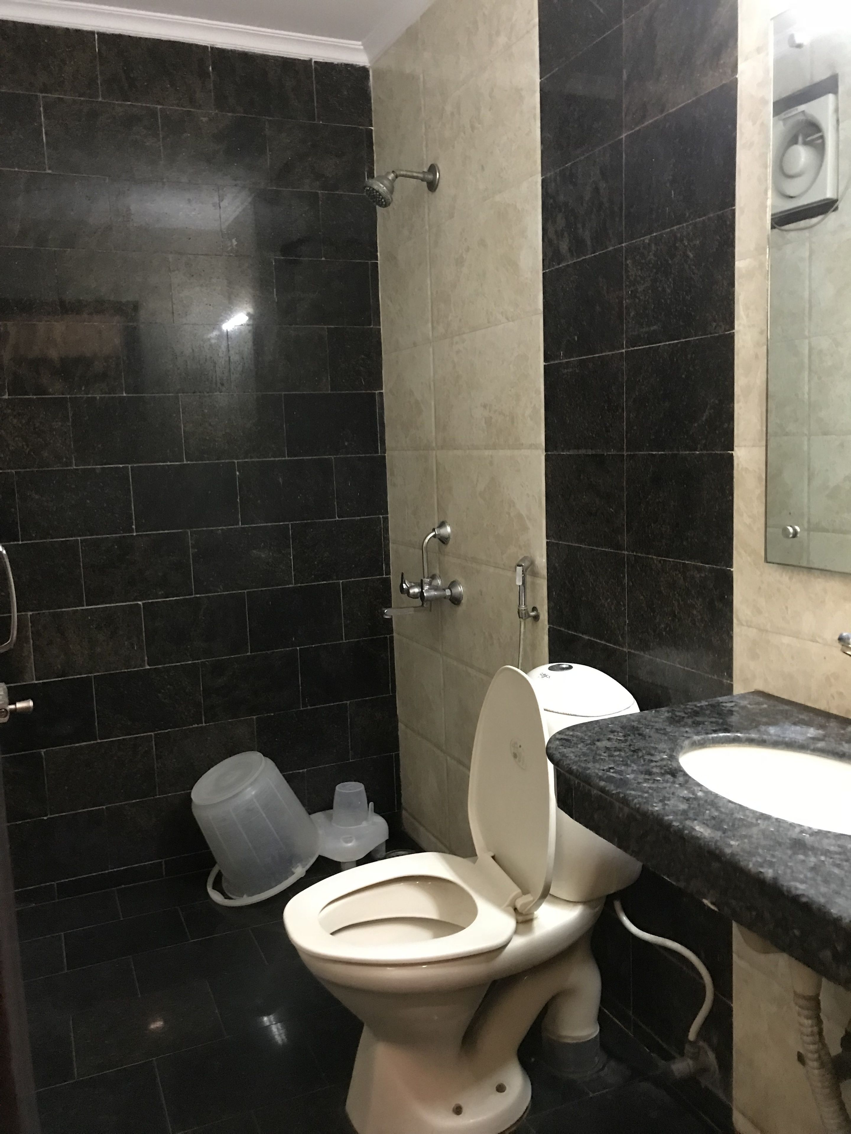 Foto - Avtar new delhi railway station