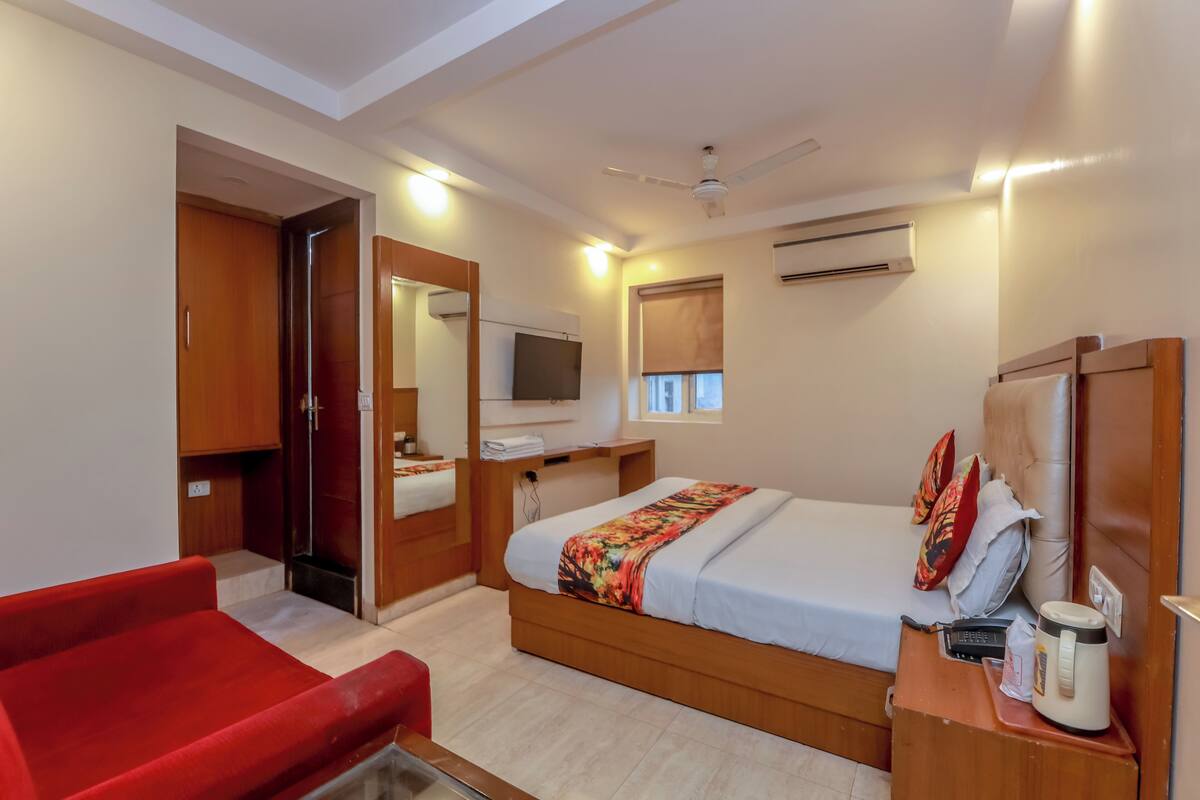 Habitación Deluxe, 1 cama doble, no fumadores | Escritorio, espacio para trabajar con un portátil, wifi gratis