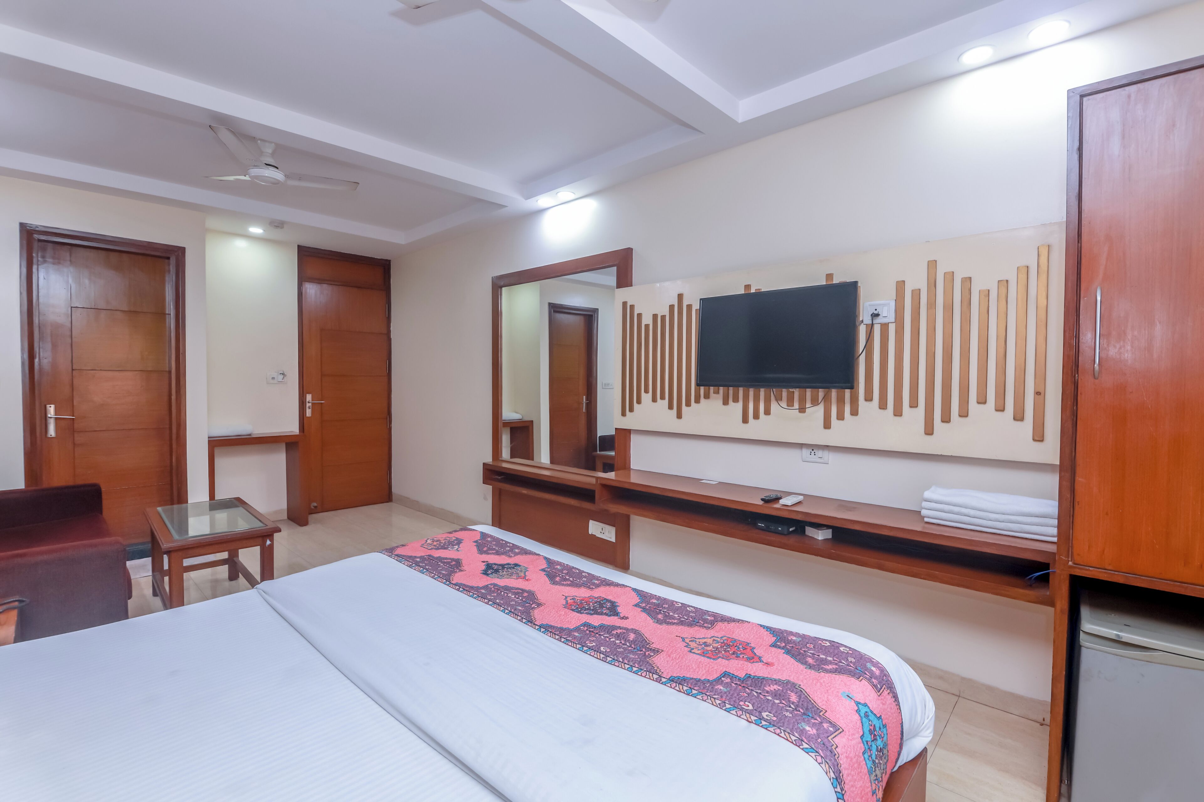 Photo - Hotel Avtar At New Delhi Railway Station