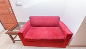 Habitación Deluxe, 1 cama doble, no fumadores | Servicio de comidas en la habitación