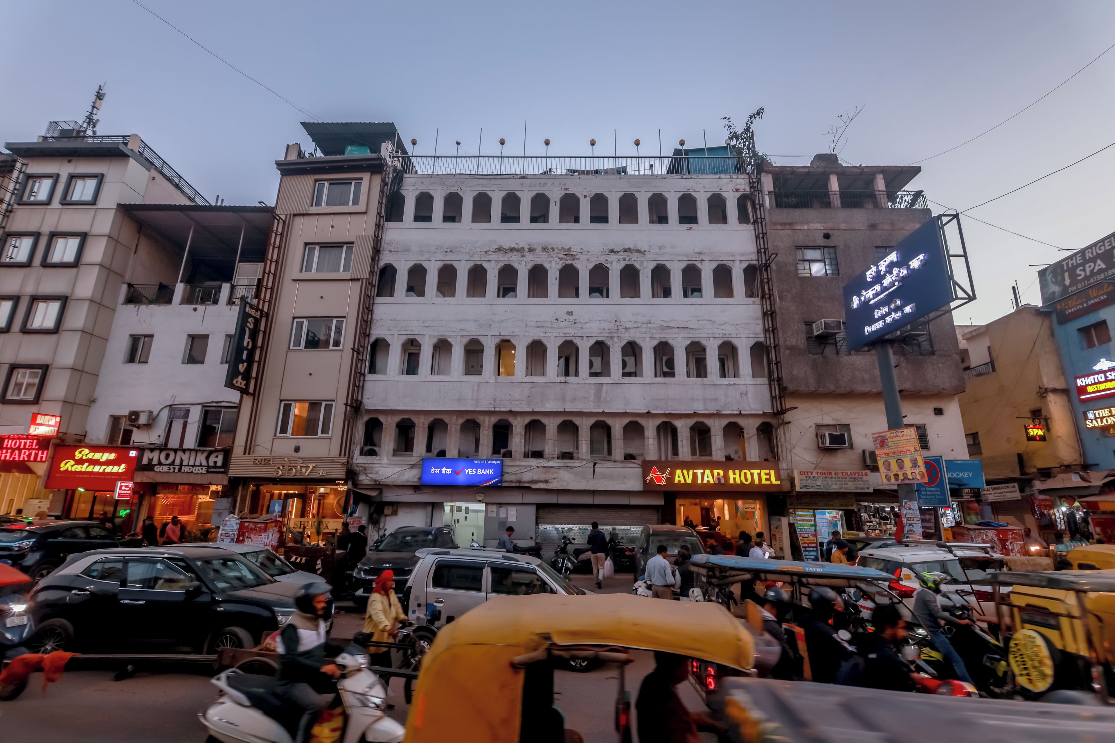 Photo - Hotel Avtar At New Delhi Railway Station
