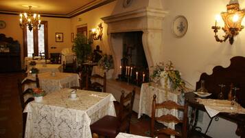 Colazione a buffet inclusa, servita tutte le mattine