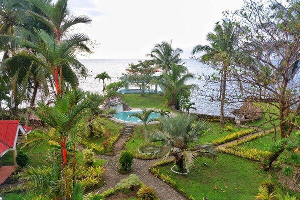 Exterior - Puesta del Sol Beach Bungalows (Mambajao)