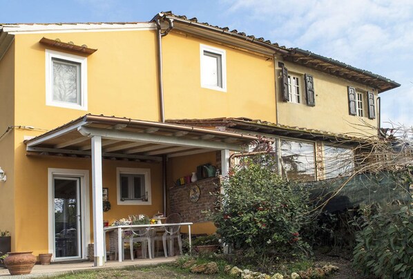 Exterior - La casa di Agata (Fucecchio)