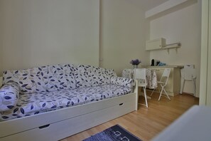 Superior Double Room, Kitchenette (Gialla)