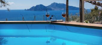 SPLENDORE SU CAPRI - Villa with pool on Sorrentine Peninsula overlooking Capri