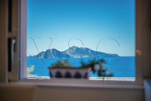 Interior - SPLENDORE SU CAPRI - Villa with pool on Sorrentine Peninsula overlooking Capri (Massa Lubrense)