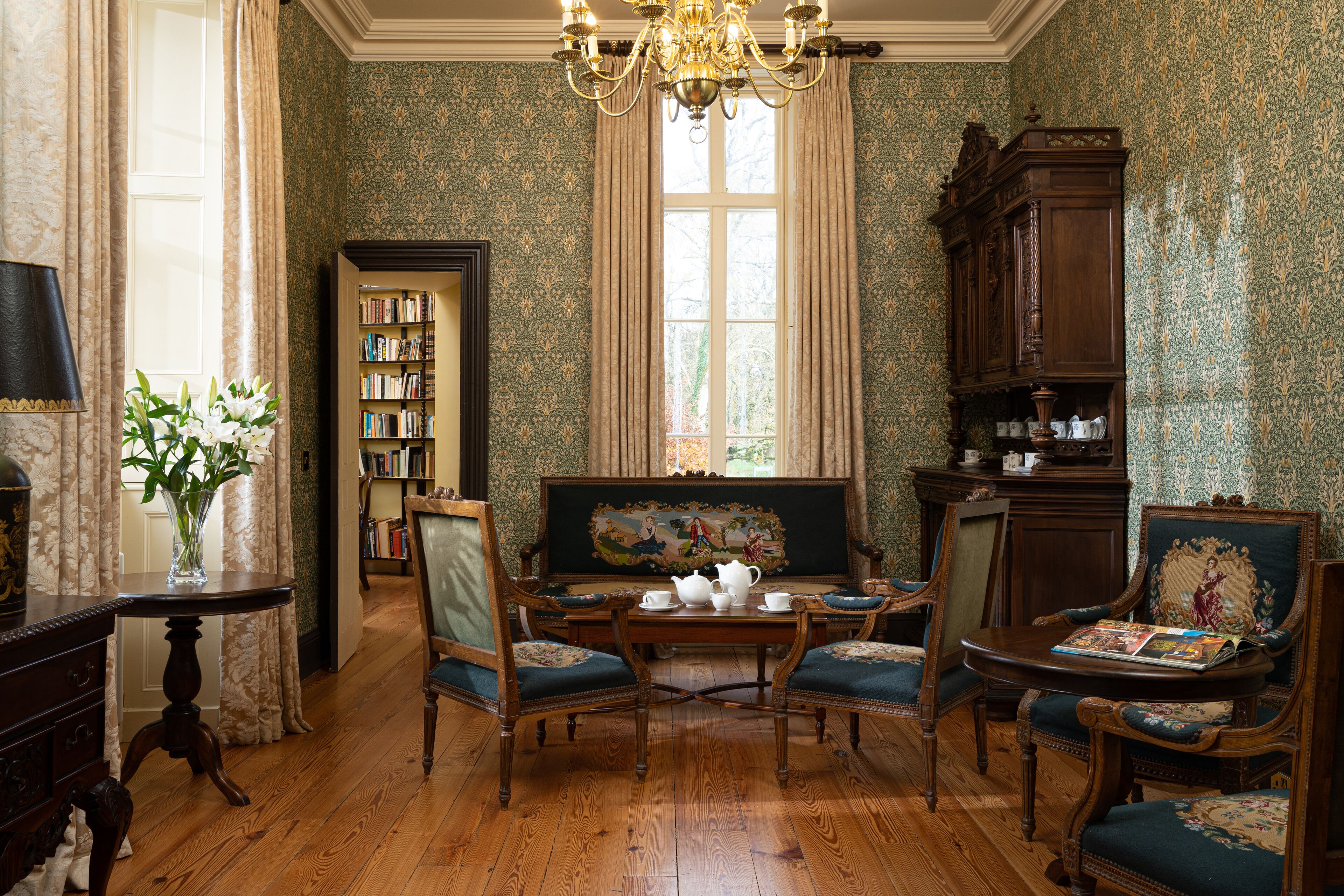 killeavy castle | living area | 32-inch led tv with digital channels, tv