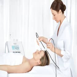 Couples treatment room(s), sauna, hot tub, steam room, body treatments