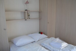2 quartos, Wi-Fi de cortesia, roupa de cama