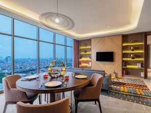 Grand Room, 1 Bedroom, Non Smoking, City View | Living area - Morazen Surabaya (Surabaya)