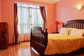 Deluxe Apartment, 3 Bedrooms | View from room