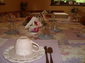 Desayuno continental incluido todos los días