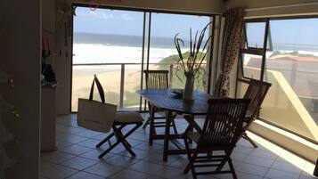 Deluxe House, 3 Bedrooms | Living area | Flat-screen TV, fireplace