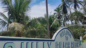 A sign welcoming visitors to Chilly Beach Resort. -  Chilly Beach Resort Palawan (Aborlan)
