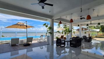 Outdoor pool, pool umbrellas