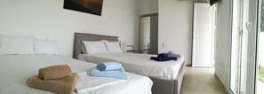 Bungalow, Sea View | 4 bedrooms, hypo-allergenic bedding, blackout curtains, soundproofing