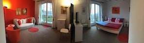 Habitación doble superior, baño compartido | Escritorio, wifi gratis y ropa de cama