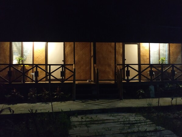 Exterior - Nelmann's Nipa Huts (San Vicente)