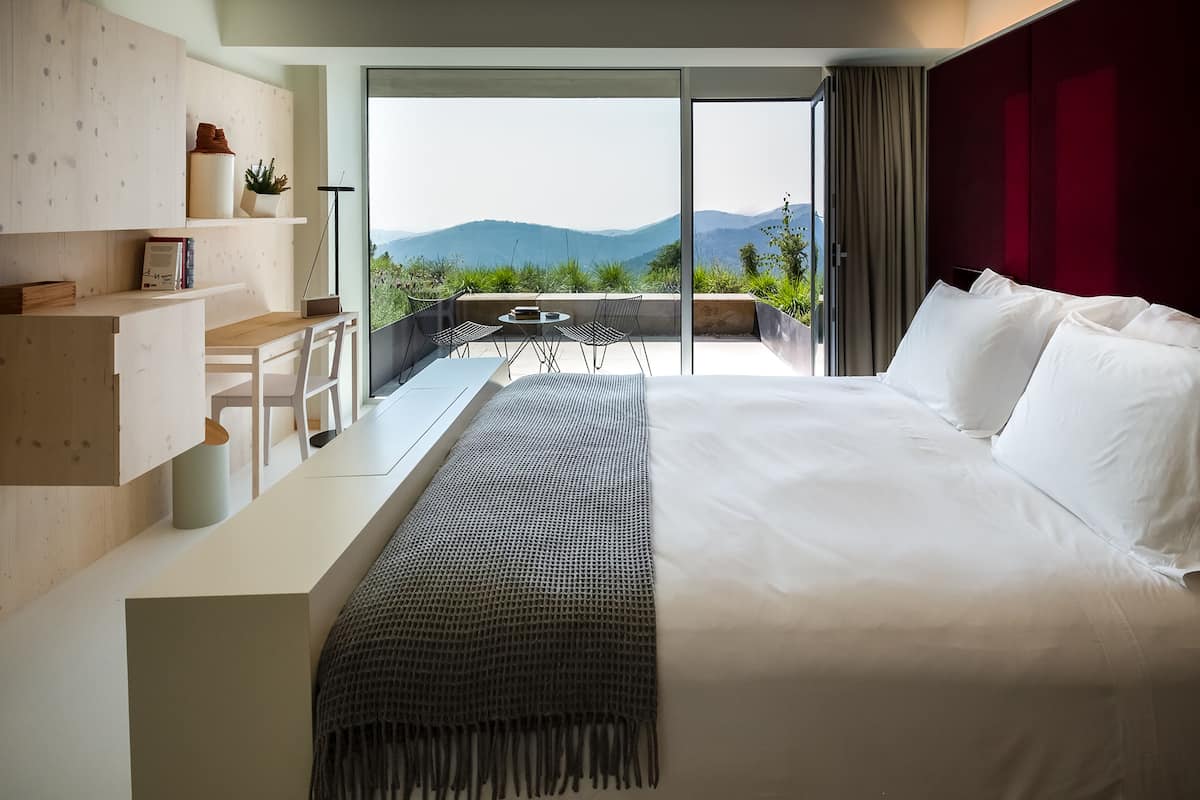 superior panorama | 1 bedroom, minibar, in-room safe, desk