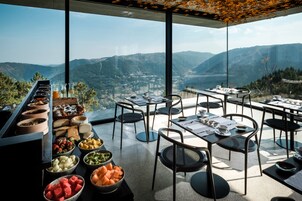 Se sirven desayunos, almuerzos y cenas