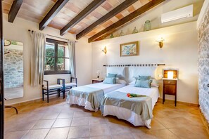 3 Schlafzimmer, kostenloses WLAN, Bettwäsche