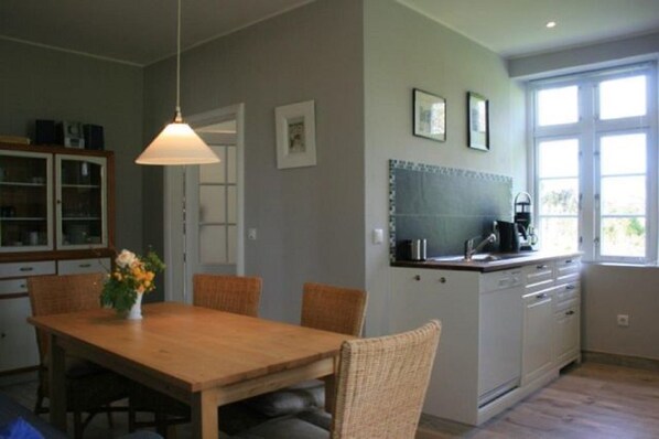 Billede uden beskrivelse, 1 af 16, knap