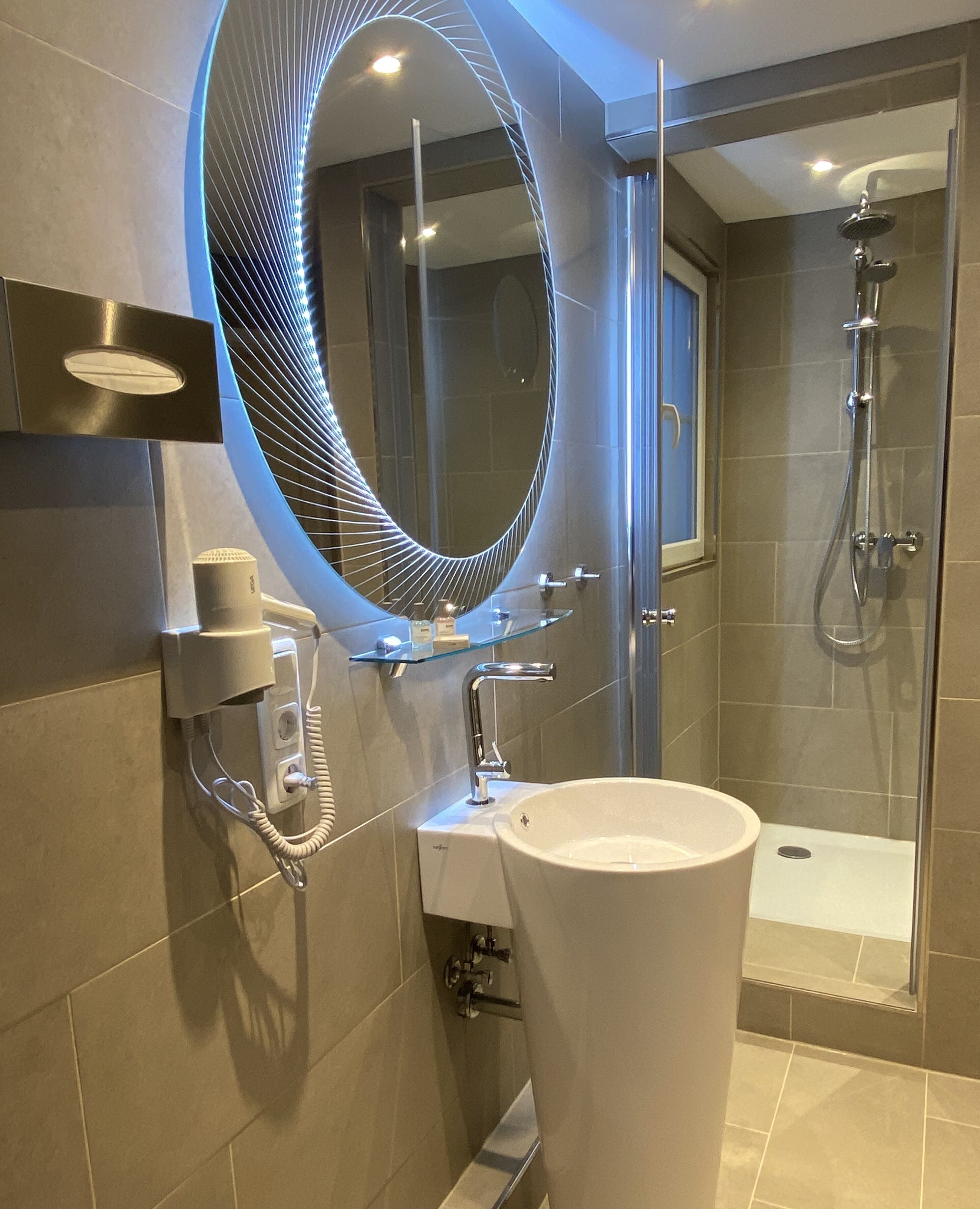 double room single use | bathroom sink