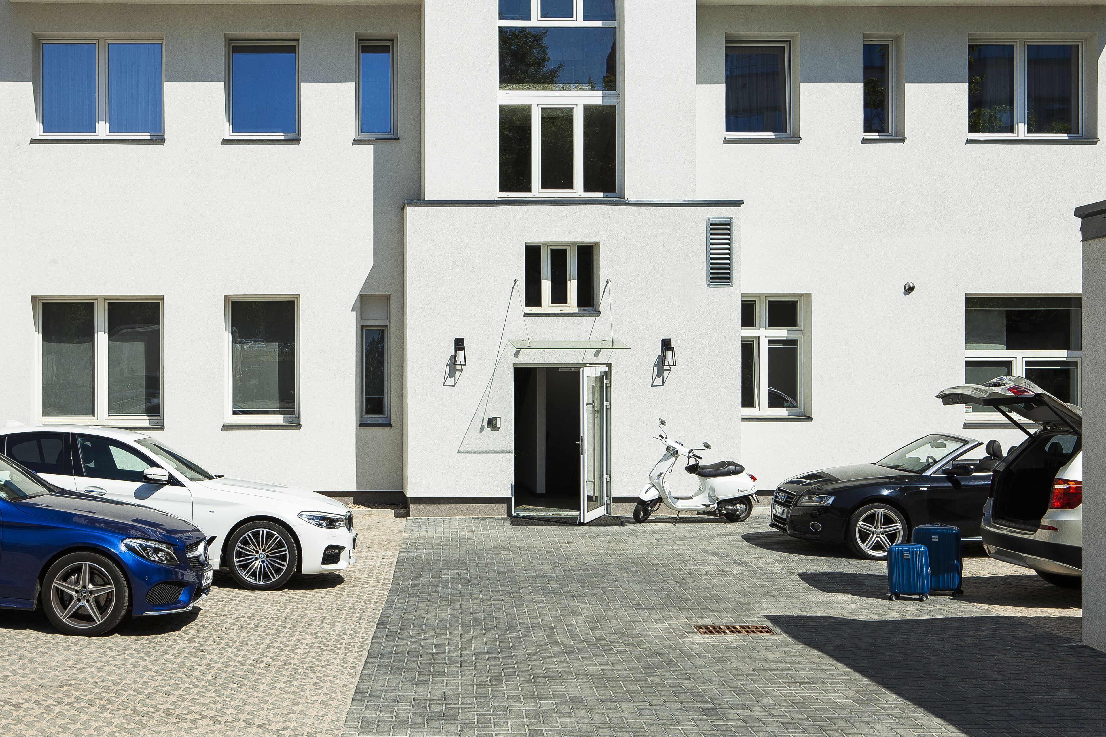 self-parking (surcharge) 50 per day