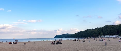 Beach nearby, 3 beach bars