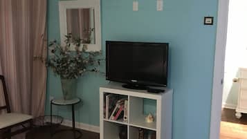 1 slaapkamer, een strijkplank/strijkijzer, gratis wifi, beddengoed