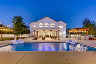The Most Popular Vacation Rental in Wine Country!
