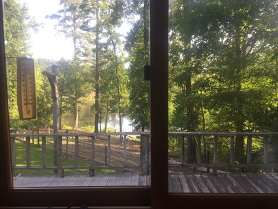 Lake Cabin on North Shore of Lake O' the Pines