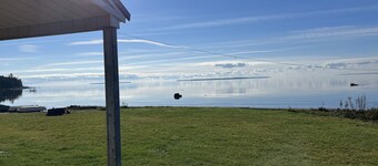 Lakefront Property, 25 km norr om St. Ignace och 25 mil öster om Hessel!