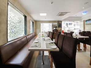 International cuisine - Rohhotel (Visakhapatnam)