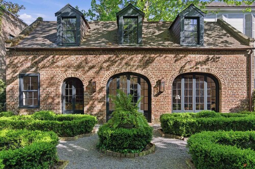 Casa Zoë | Historic Garden Carriage House CHS