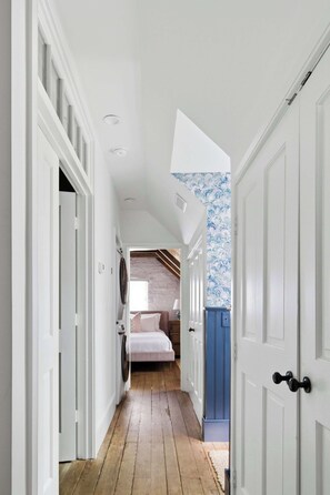 2 bedrooms, desk, iron/ironing board, travel crib