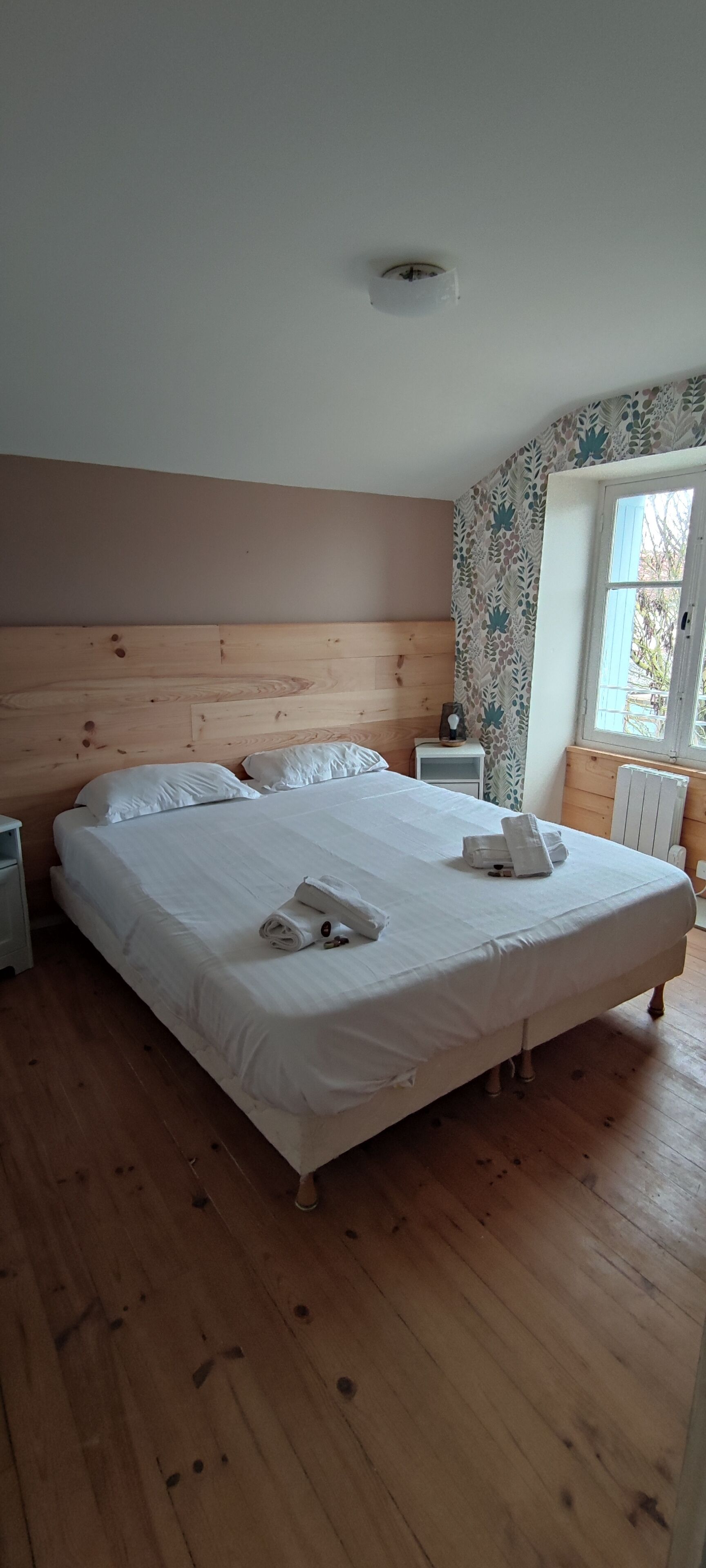 Standard House, 3 Bedrooms | Individually decorated, individually furnished, iron/ironing board