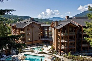 Exterior - Spacious + Modern Suite | Minutes from Whistler (Whistler)