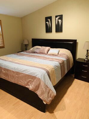 5 bedrooms, iron/ironing board, travel cot, WiFi