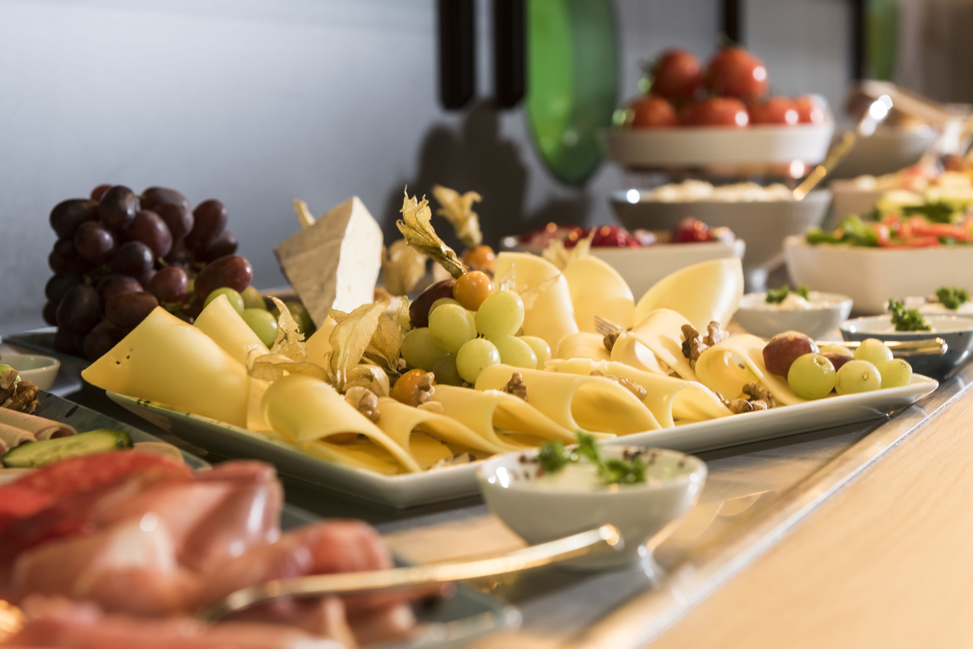 daily buffet breakfast (eur 15 per person)