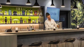 Bar (in der Unterkunft)
