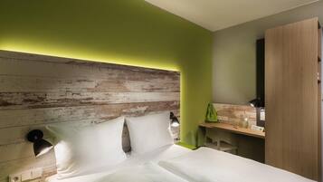 Standard-Doppelzimmer, 1 Doppelbett | Schreibtisch, Verdunkelungsvorhänge, schallisolierte Zimmer