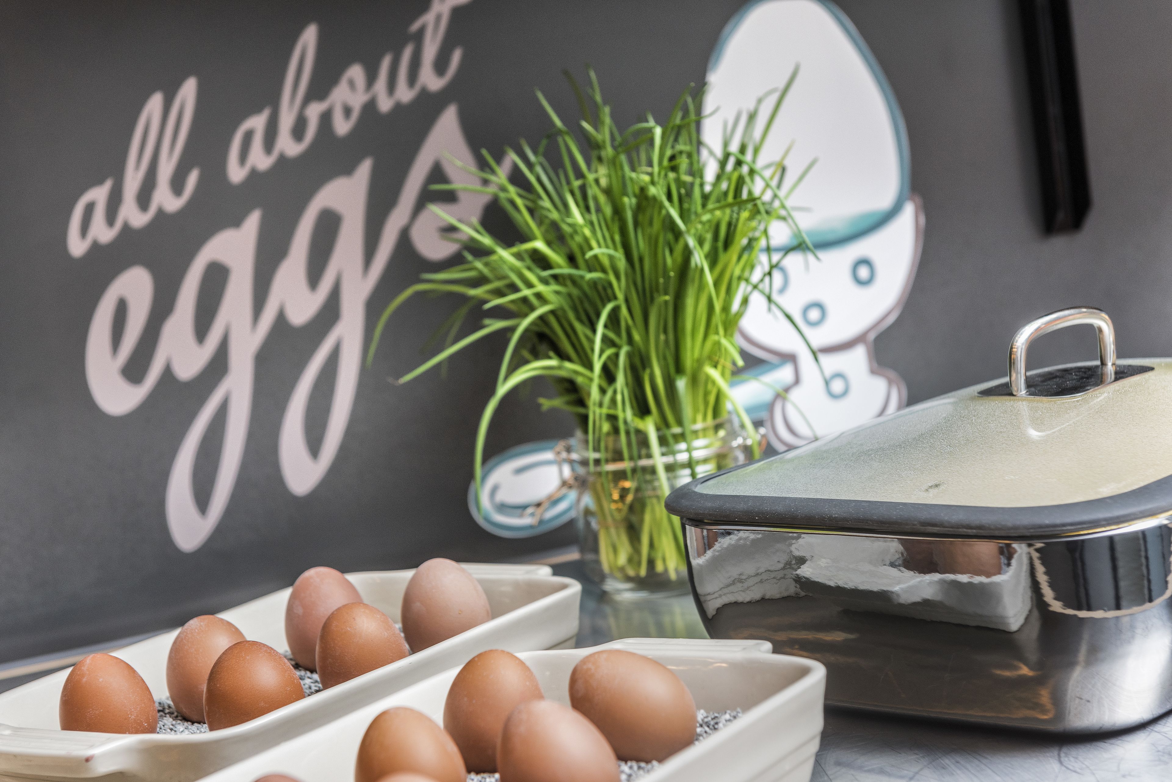 daily buffet breakfast (eur 15 per person)