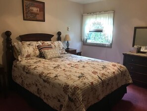 3 chambres, fer et planche à repasser, draps fournis