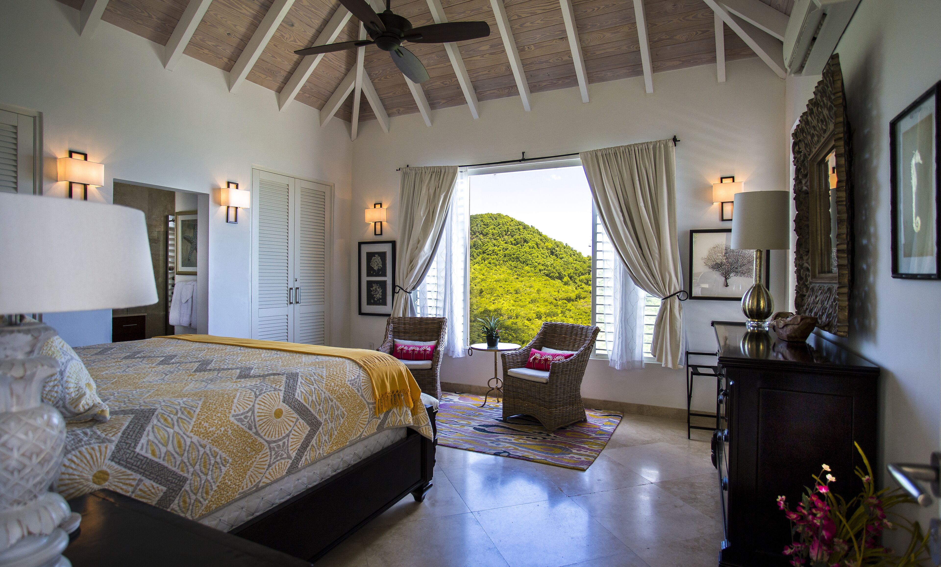 3 間睡房、房內夾萬、熨斗/熨衫板、免費 Wi-Fi