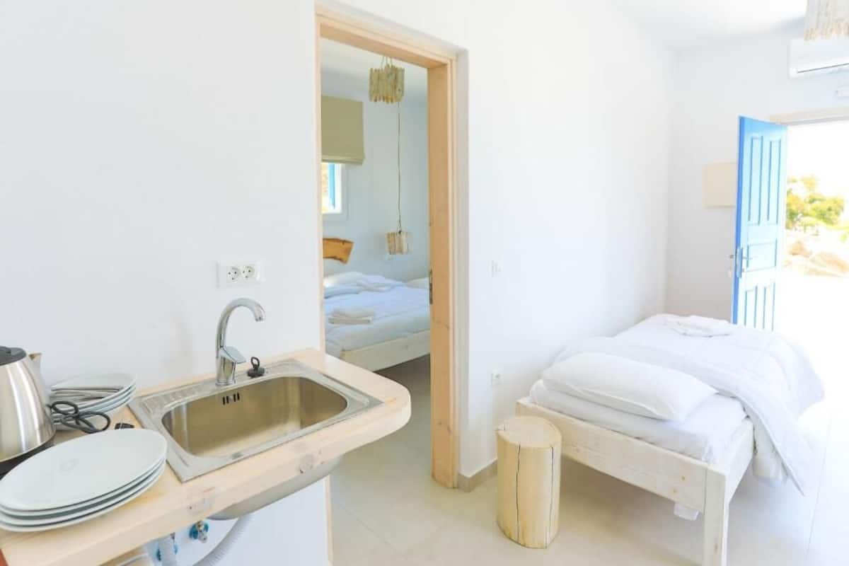 Decoración personalizada, muebles diferentes y wifi gratis