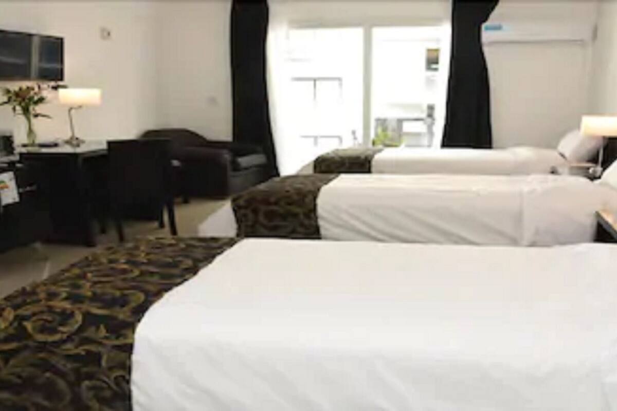 Desk, WiFi (free), bed sheets
